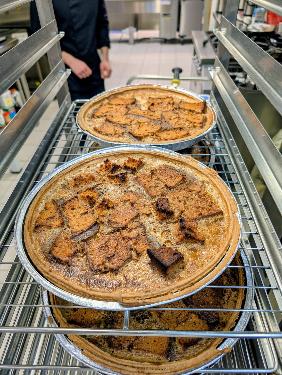 Thomas, le mec qui parle tjrs de moto là tweet media