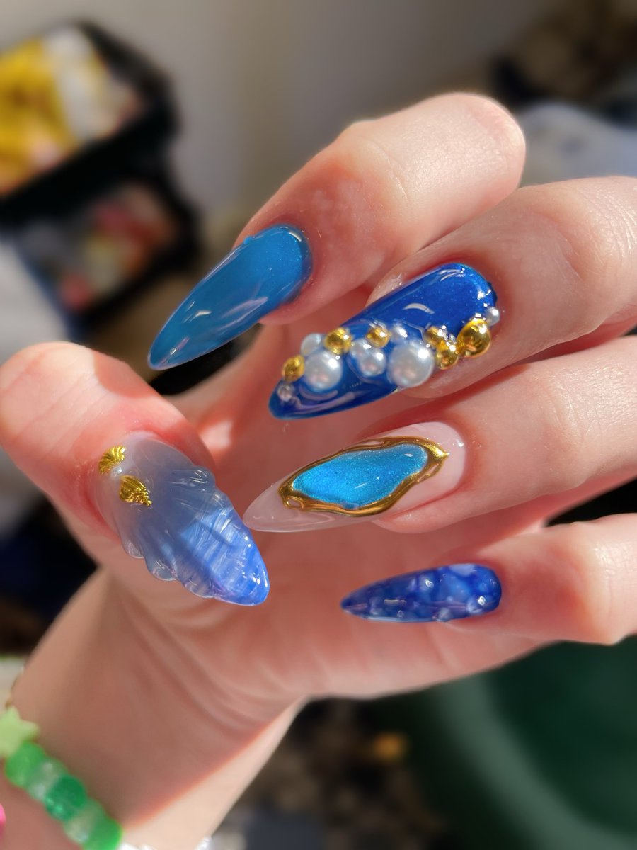 Ionizing RADIAtion tweet media