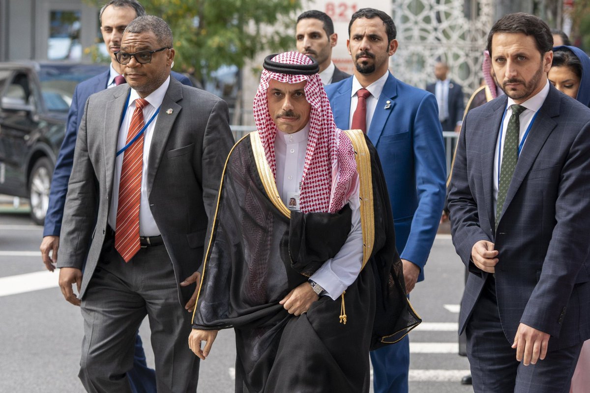 أخبار آل سعود KSA tweet media