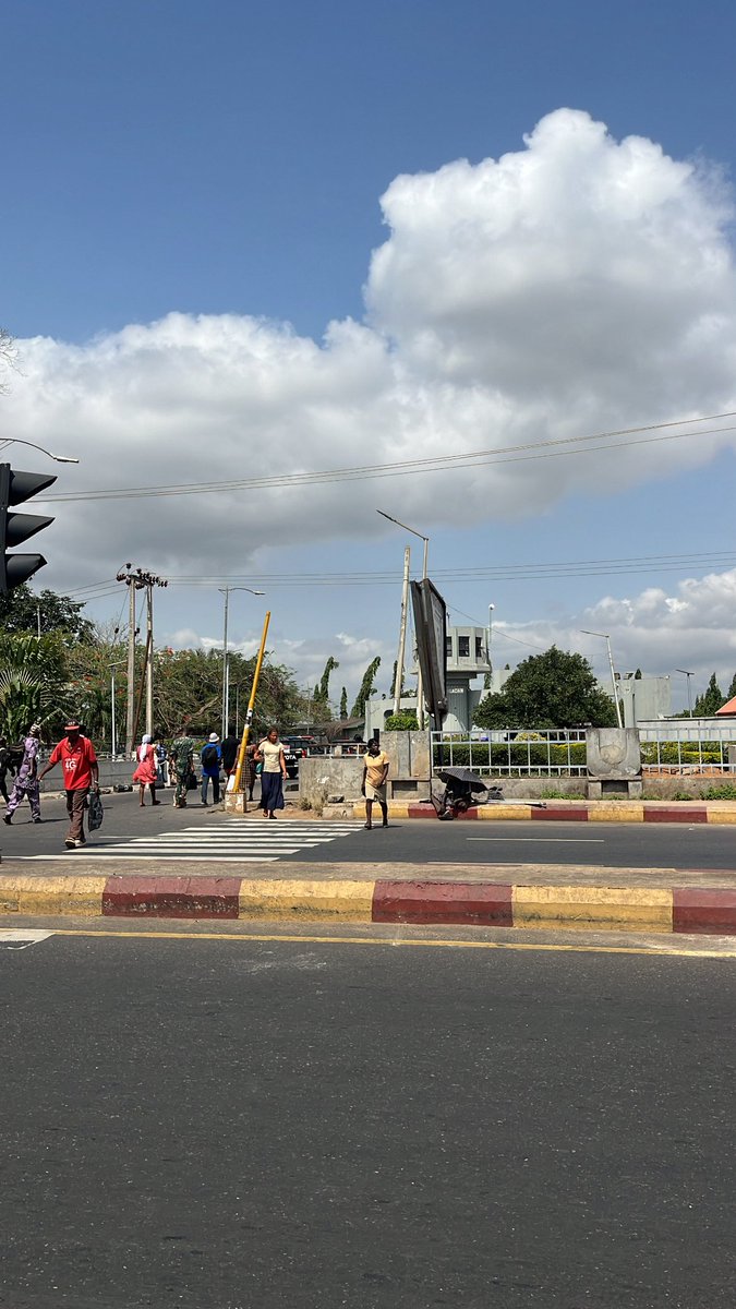 ayomikun❤️ tweet media