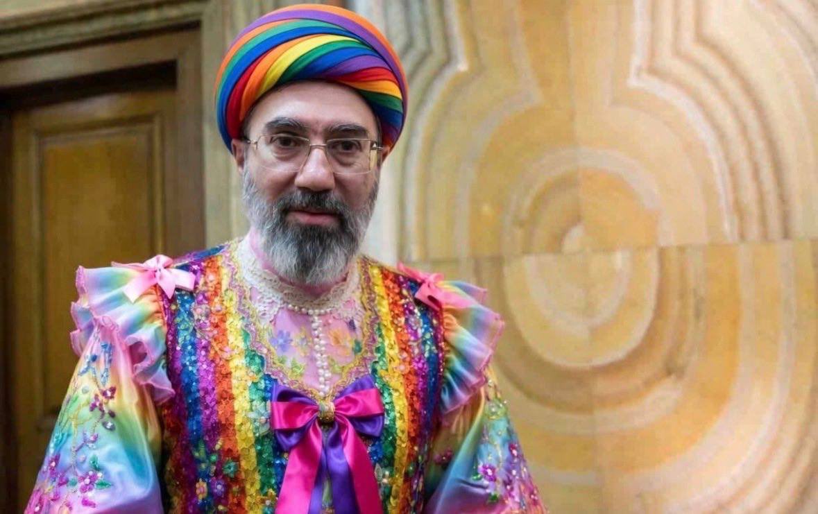Morid1100's tweet photo. هر چی کونی‌تر و دول موشی‌تر ، متجاوزتر
محسن خلیلی جاسوس سپاه در انگلستان متهم به دهها تجاوز است. خودش ا��عا میکنه که در بچگی در روستای اردل عموهاش کونش میذاشتن. 
#سپاهی‌کونی
#عین‌الله‌باقرزاده
#ایرانیان_مقیم_انگلستان
#ایرانیان_مقیم_لندن
#Mohsenkhalily
#universityofsurrey https://t.co/679zQKXvvl