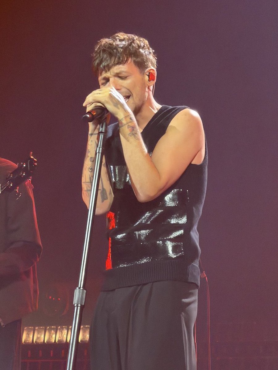 lucid ໑̣ tweet media