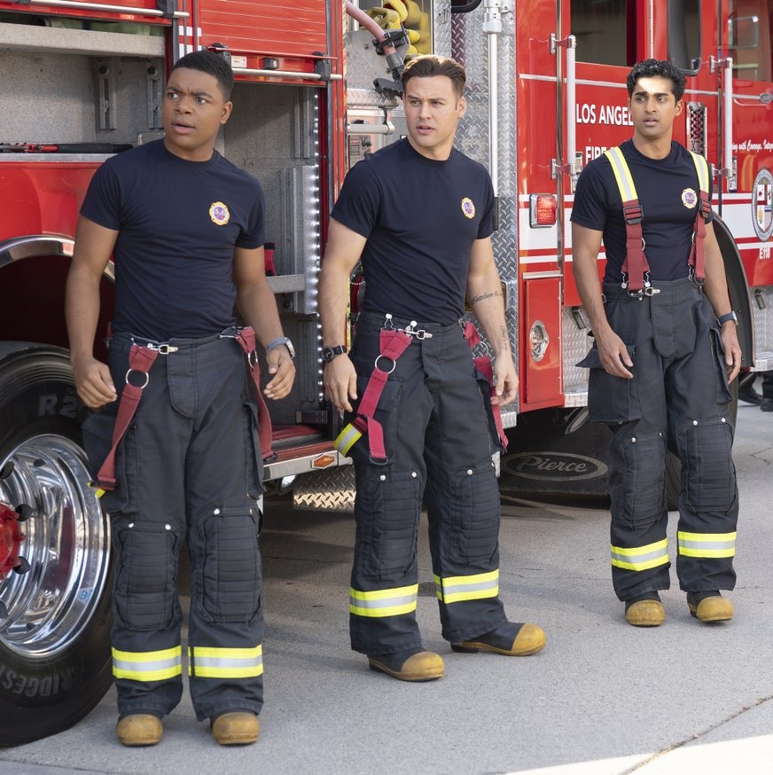 Victor ||GAY EDDIE TRUTHER|| tweet media