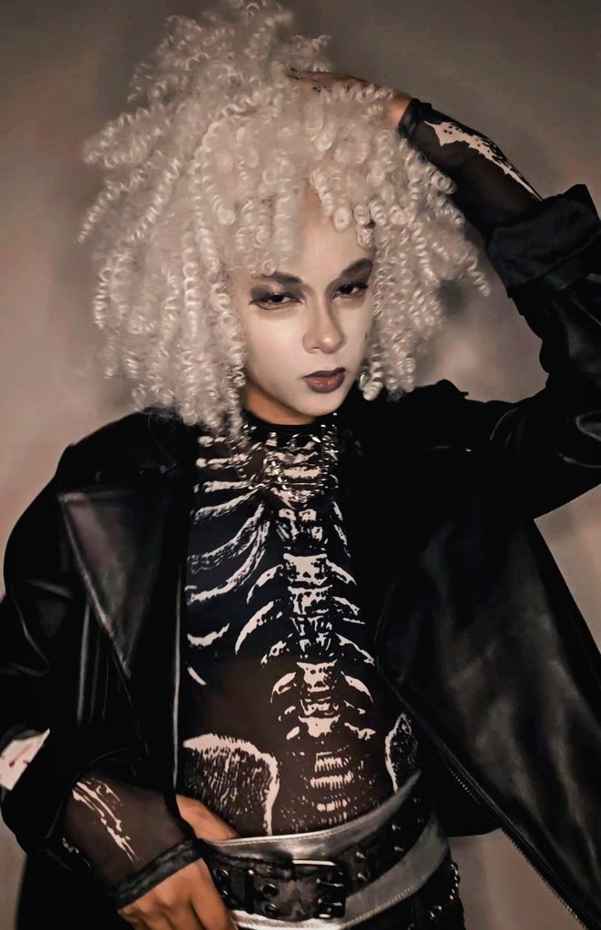 nuniᯓ★🚯| curly cosplayer tweet media