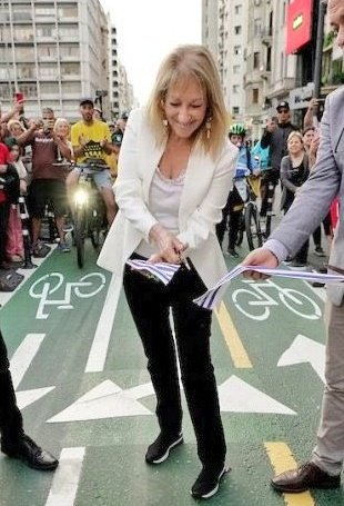 El Profe tweet media