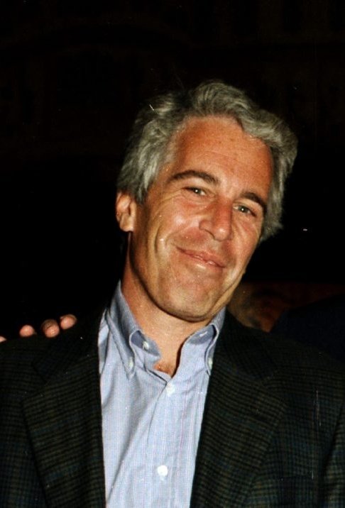 Rodolfinha🏳️⚧️🟥⬜⬛ tweet media