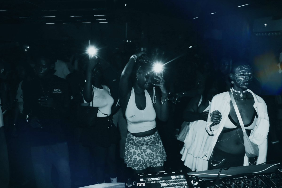 Fótògrapher tweet media