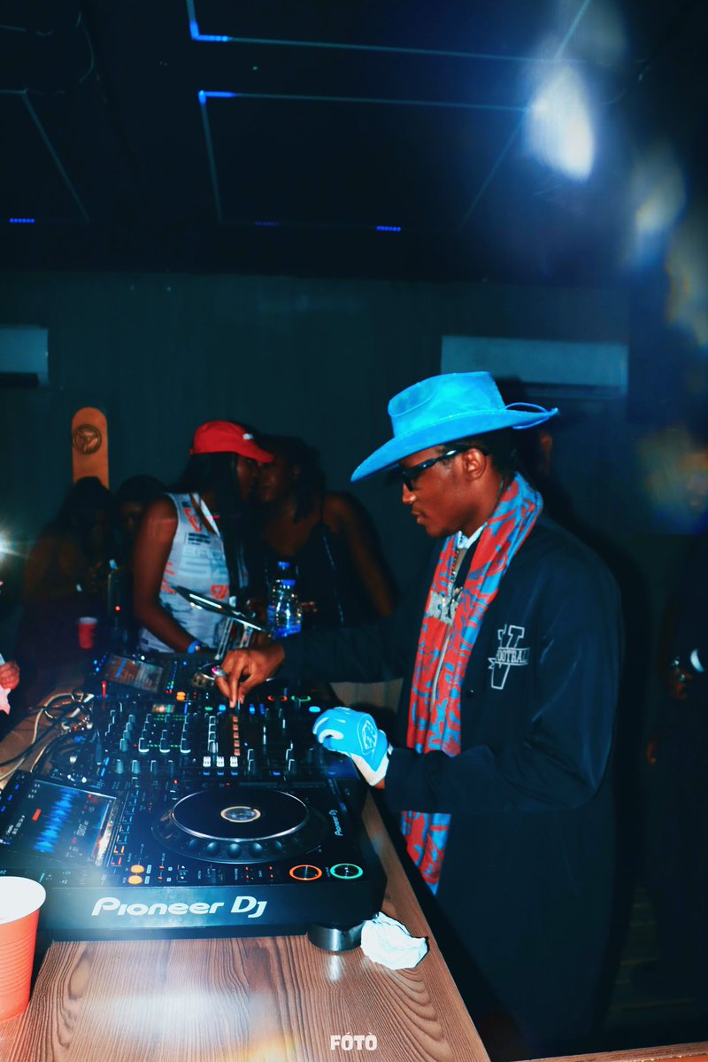 Fótògrapher tweet media