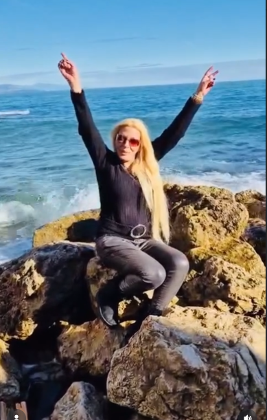 AmeAndine2 φ🐢🍉🔻 tweet media