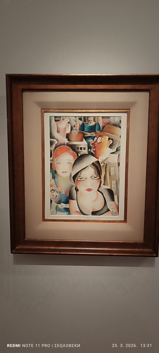 RotkvaStrugana tweet media