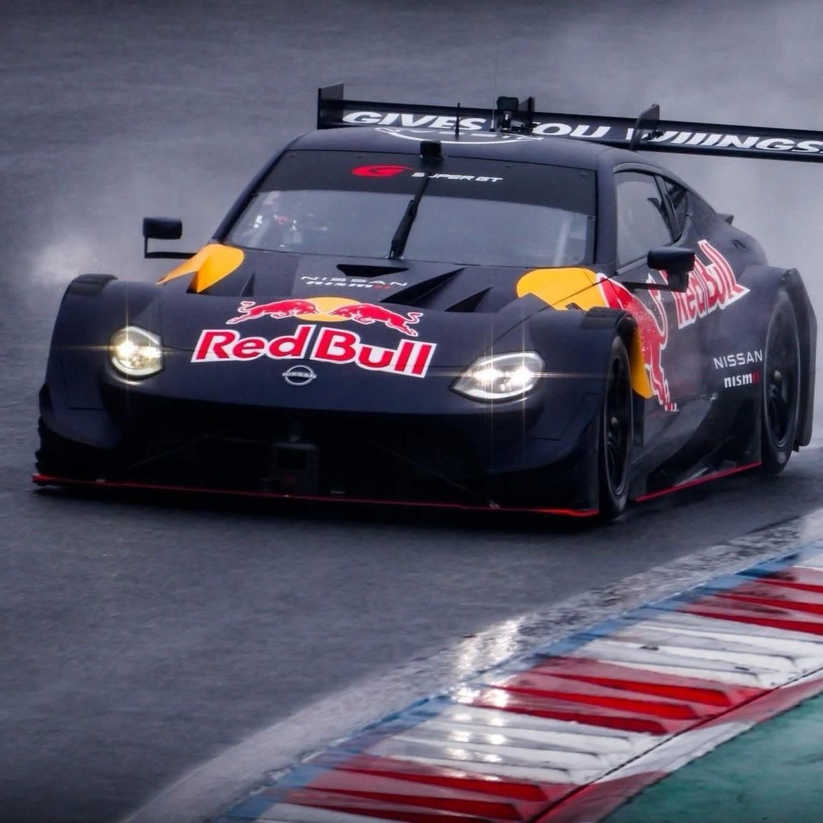 GP Magazine tweet media