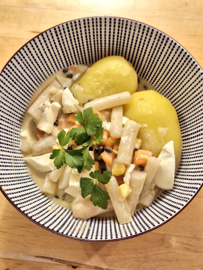 Doktor Eder tweet media