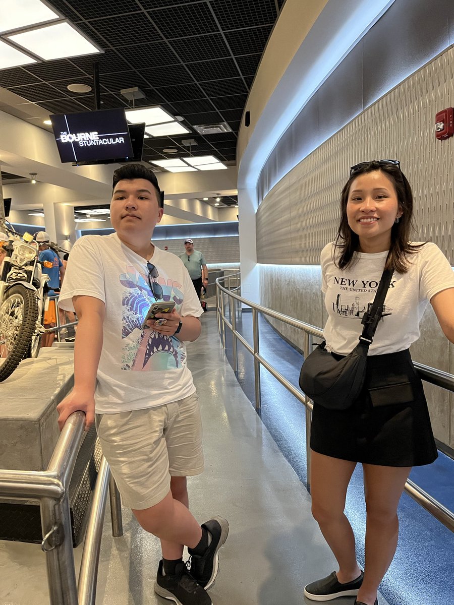 petiteangclique's tweet photo. I love the Bourne Stuntaticular Funticular revival on here and wanna partake in it. I only got this pic of me and my brother in the queue though https://t.co/x7ZyVnsFY5