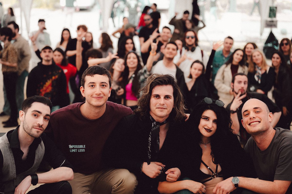 CH__Oficial's tweet photo. Ganadores del Itálica Music Festival 2026. 🏆

Agradecemos profundamente a @SantiponceAyto y al resto de bandas que actuaron, esto no hubiera sido posible sin la unión de ambas partes.

A nuestro público, os queremos. ❤️

¡Muy pronto os contaremos más!

📸: @nicomediiano https://t.co/uEibZ7J6dn