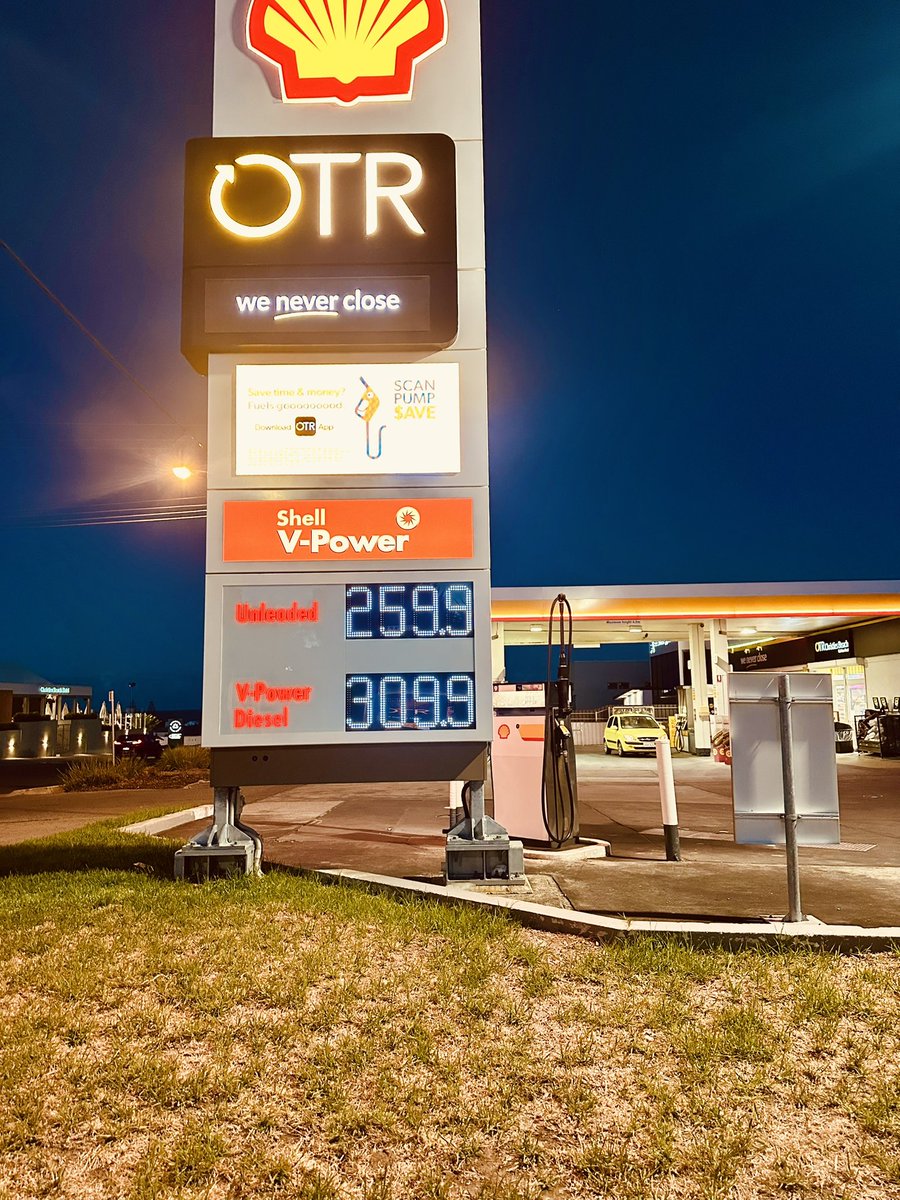 Tyler Green tweet media