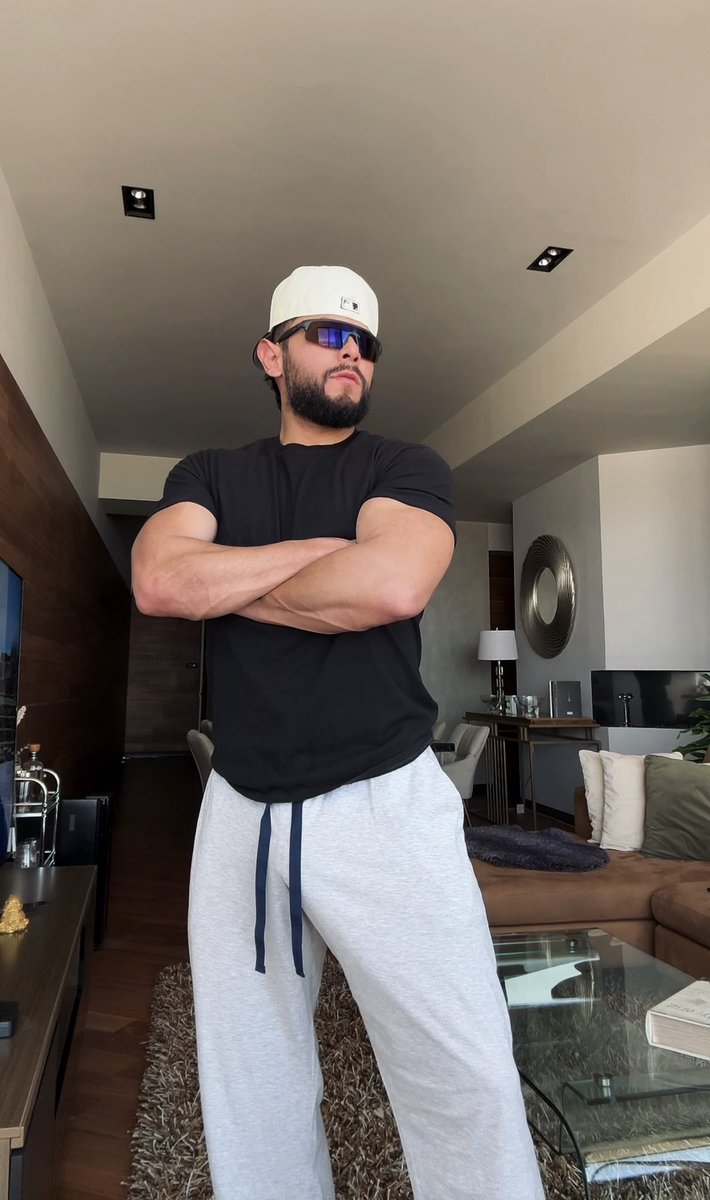 ♔ V A N P A T T O ♚ tweet media