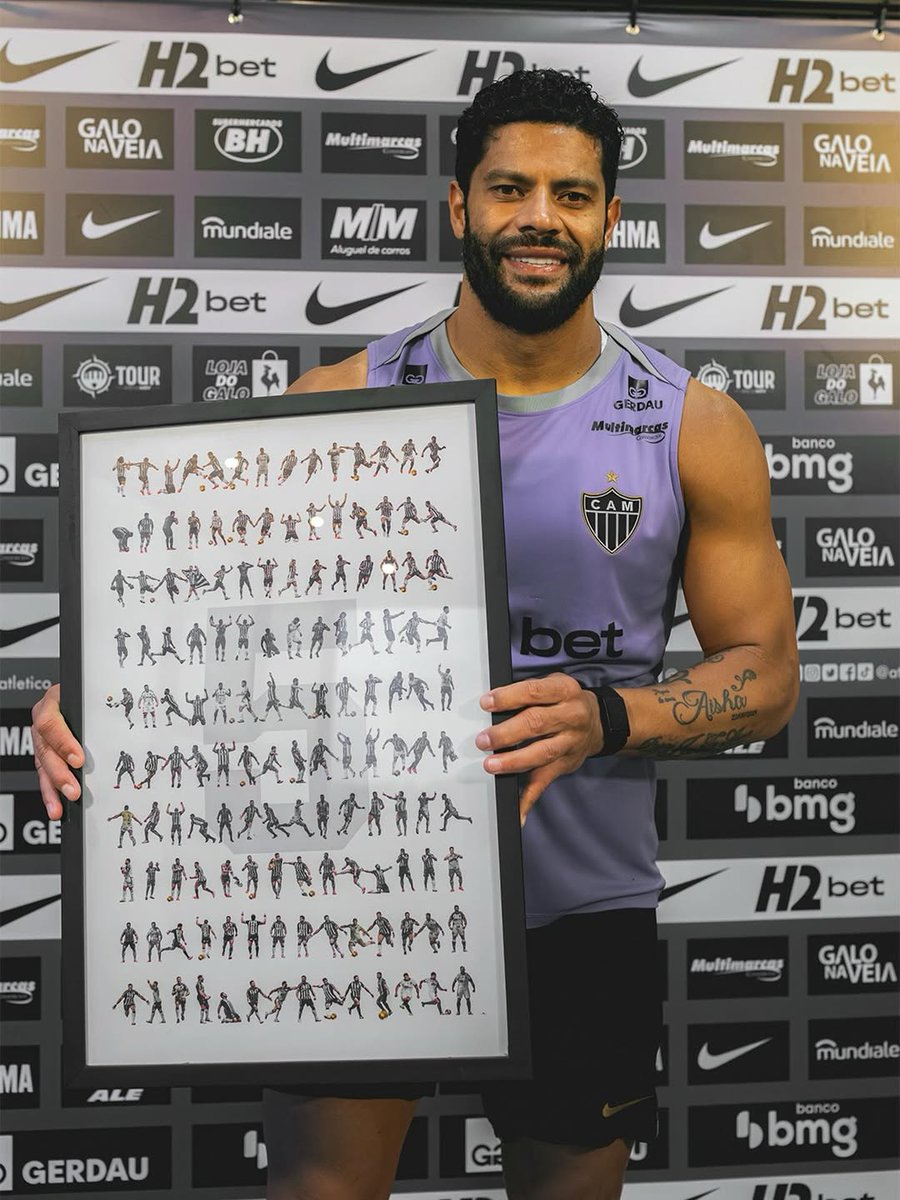canalpremiere's tweet image. HISTÓRIA MARCADA NO GALO! 🖤🤍

São cinco anos escrevendo o nome no clube e deixando a marca em cada gol! Hulk recebe uma homenagem especial que celebra o que construiu com a camisa alvinegra. 💪⚽

📸 @atlético

#BrasileiraoNoPremiere #Galo #Hulk #BoraDePremiere