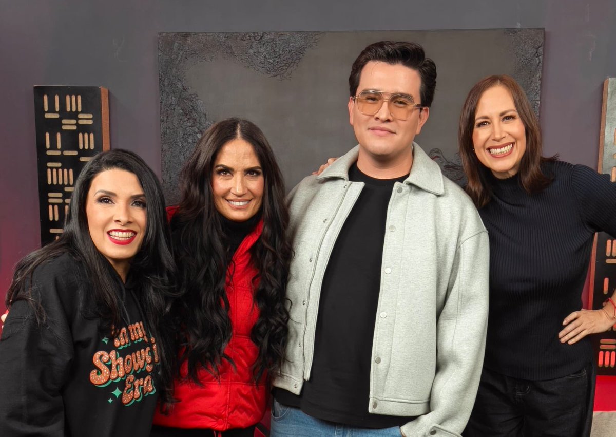 kris jenner con su flora, fauna y funa 💋