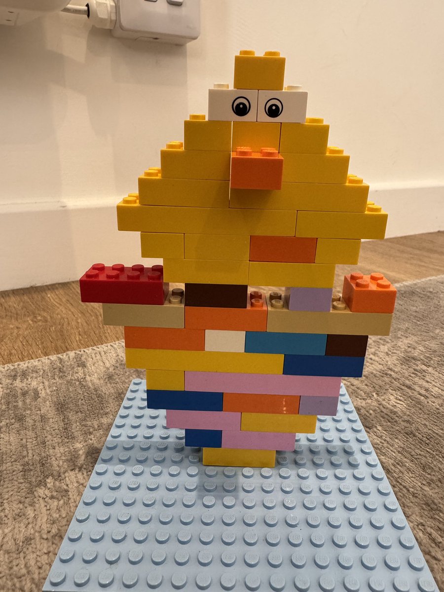 Bricks2Learn tweet media