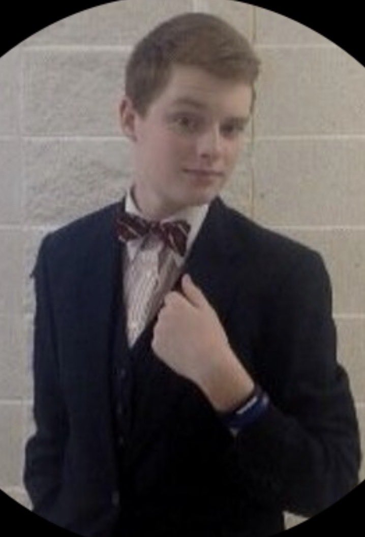 👽🦈 tweet media