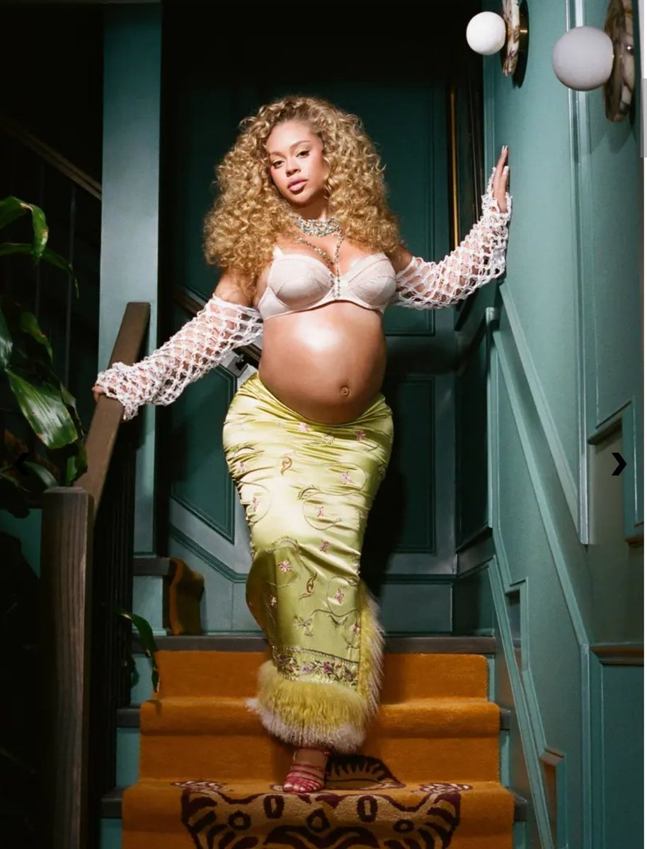 Red Media tweet media