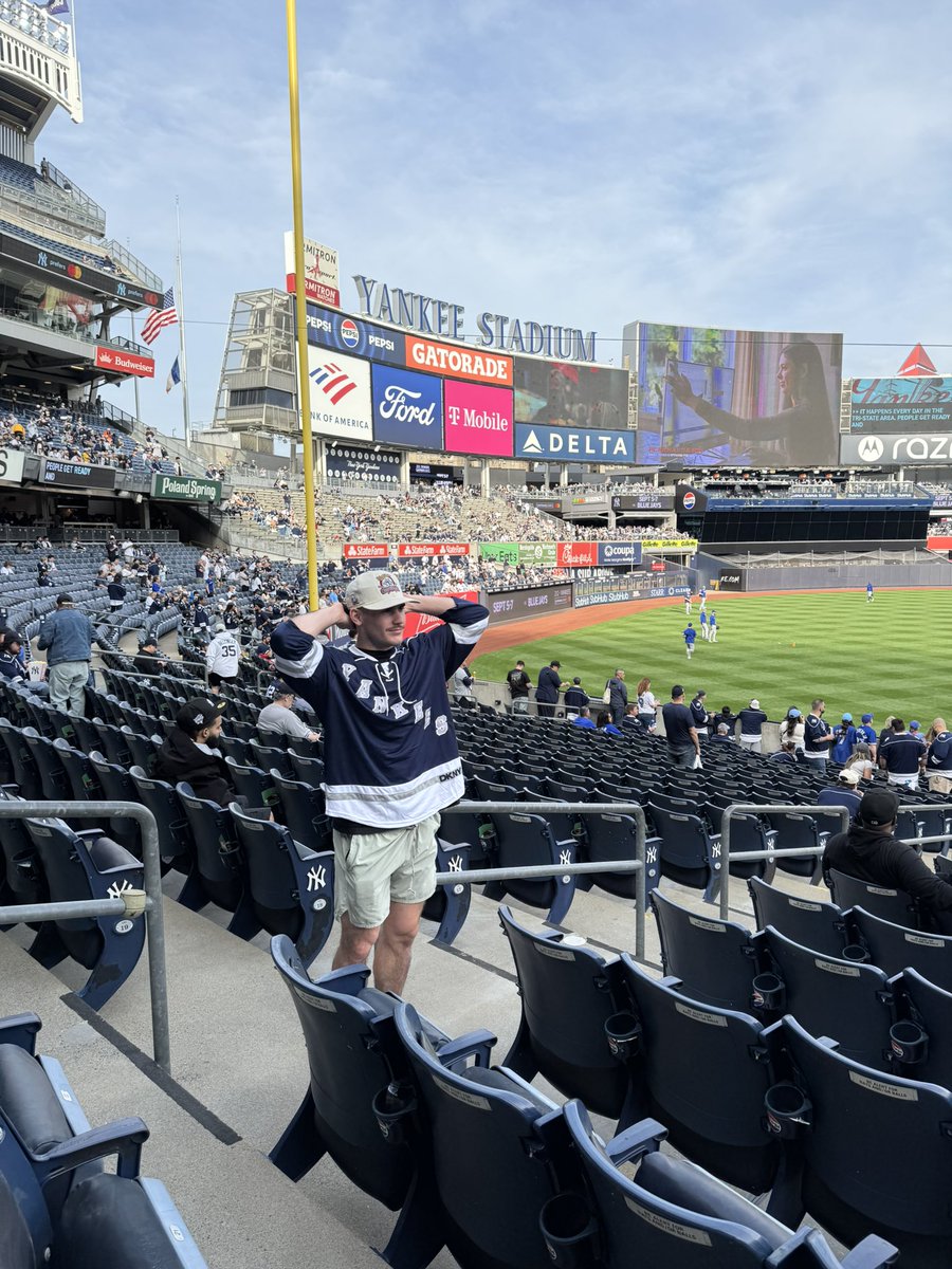 princechano_'s tweet photo. Opening day WE HERE , #chase28 #repbx https://t.co/ptbFXNuh00