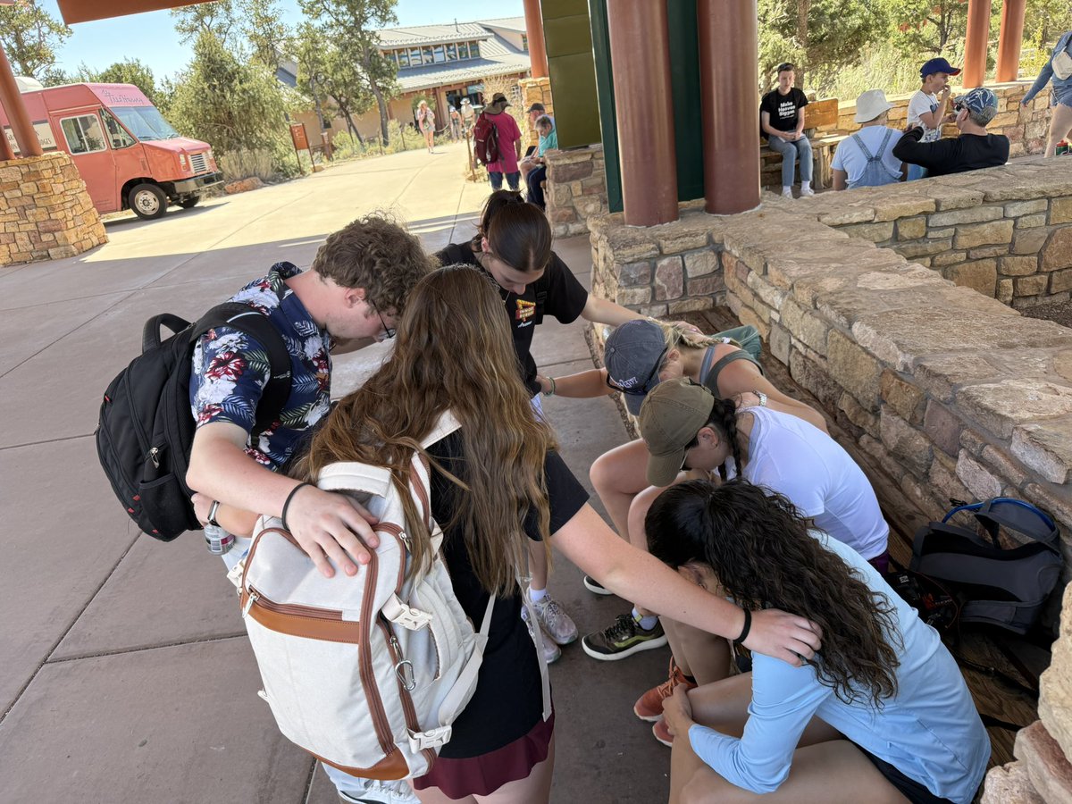 Eric Hernandez tweet media