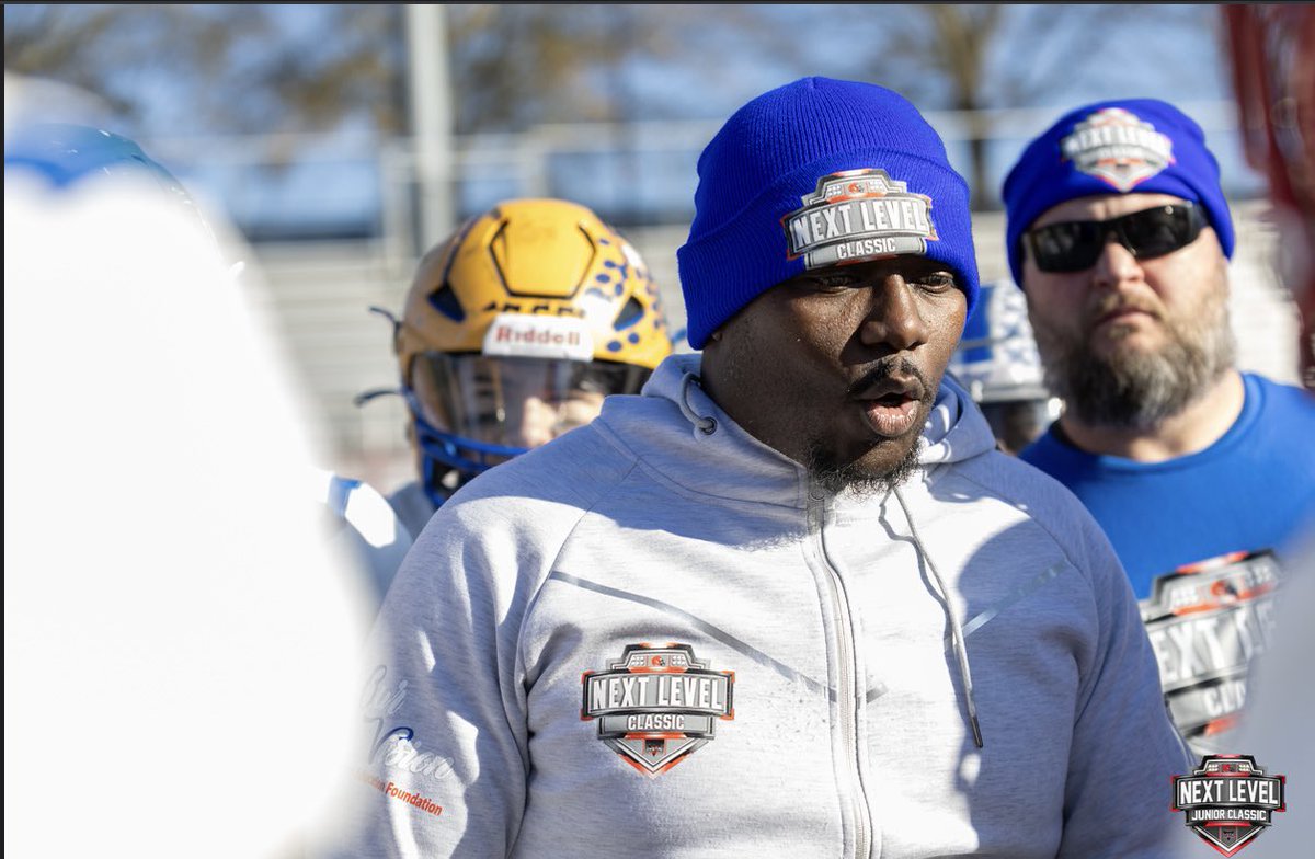 LeonardWeaver's tweet image. No matter where the Lord has taken 
Me, I’ve been so blessed to coach young men. I love every bit of it. The smiles, the discipline, the elevation and up’s and downs. This is what the Lord has called me to do period. @Jesuschrist @Maxwell_Leaders  @IRCSEagles 
#SOAR