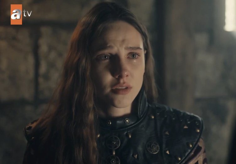 𝓢𝓪𝓻𝓪 tweet media