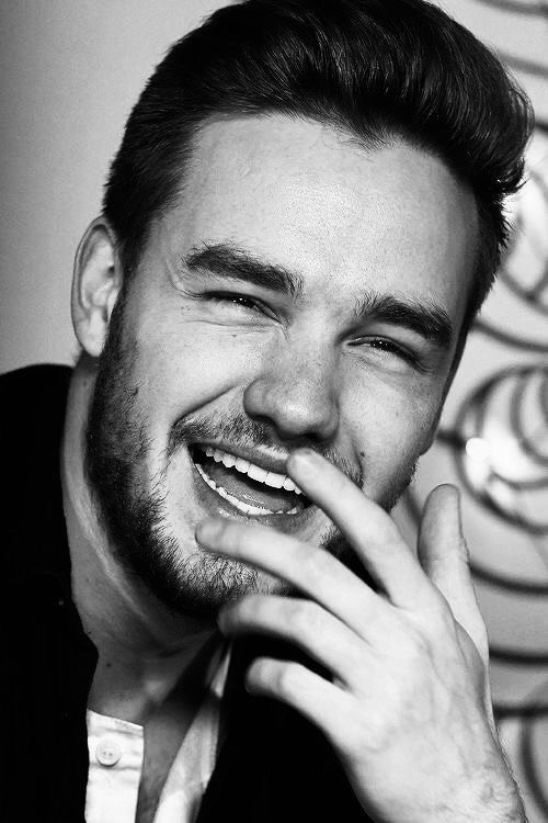 VickyNicole3's tweet photo. 75 weeks, 12600 hours without you, Liam. 

You will forever be missed  ❤️‍🩹🕊 https://t.co/OJVquqlGra