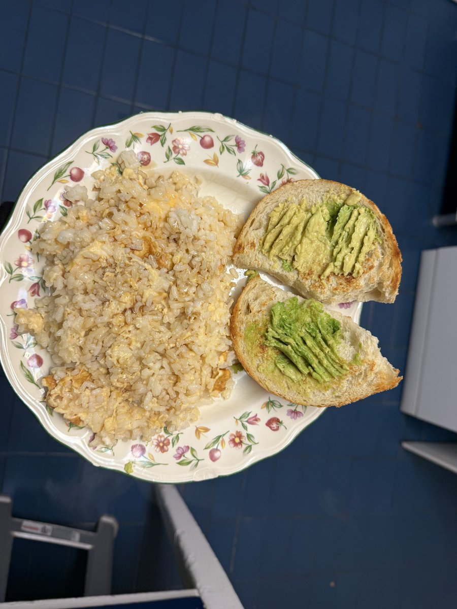 Pangolarismo tweet media