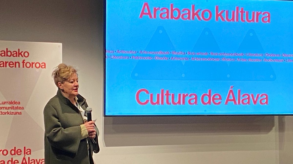 Ana del Val tweet media