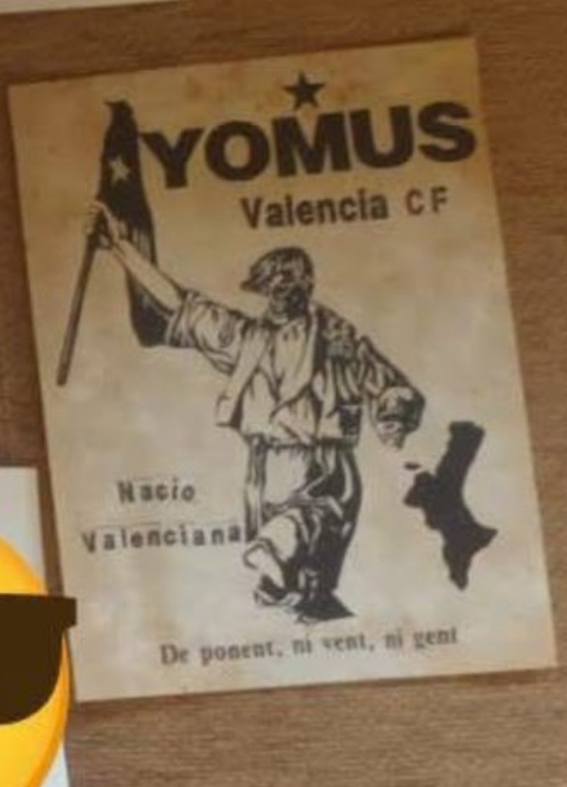 Material ultra del Valencia FC tweet media