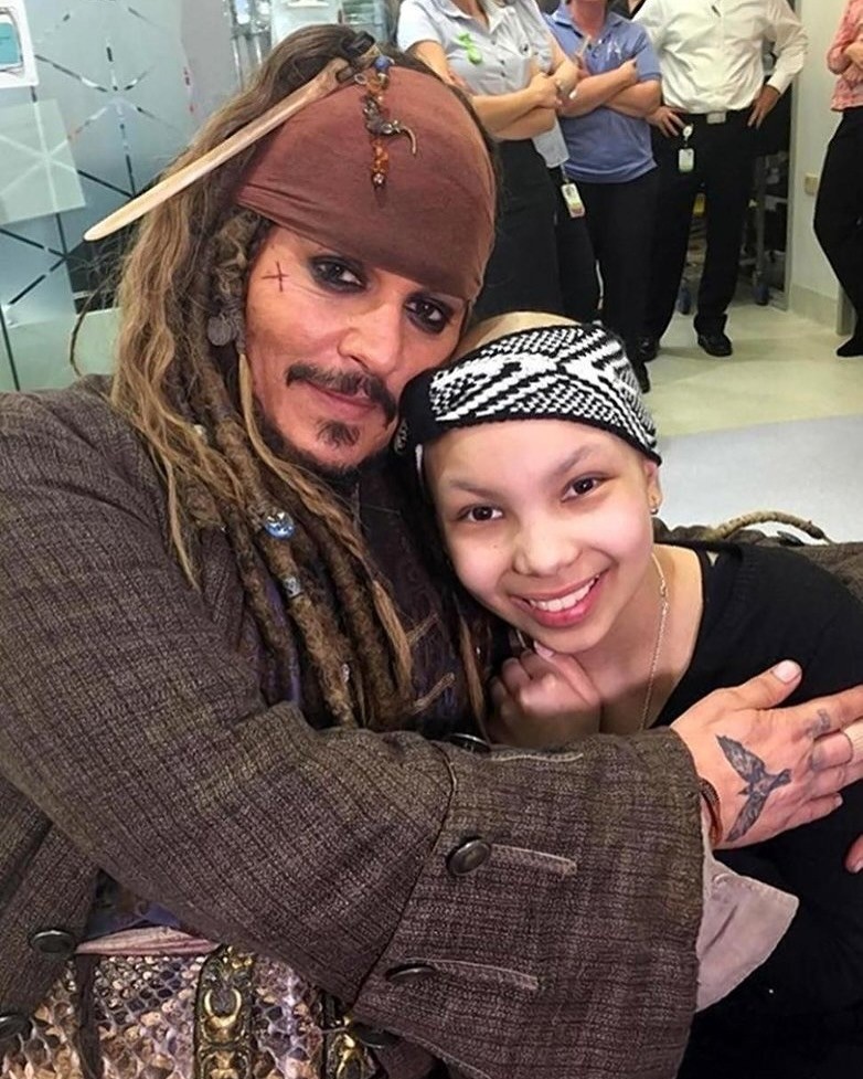 𝕷𝖎𝖙𝖙𝖑𝖊 𝕻𝖊𝖊𝖕𝖘 🏴‍☠️#JohnnyDepp tweet media