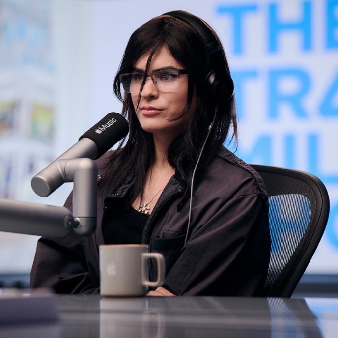 worst girl in sao paulo tweet media