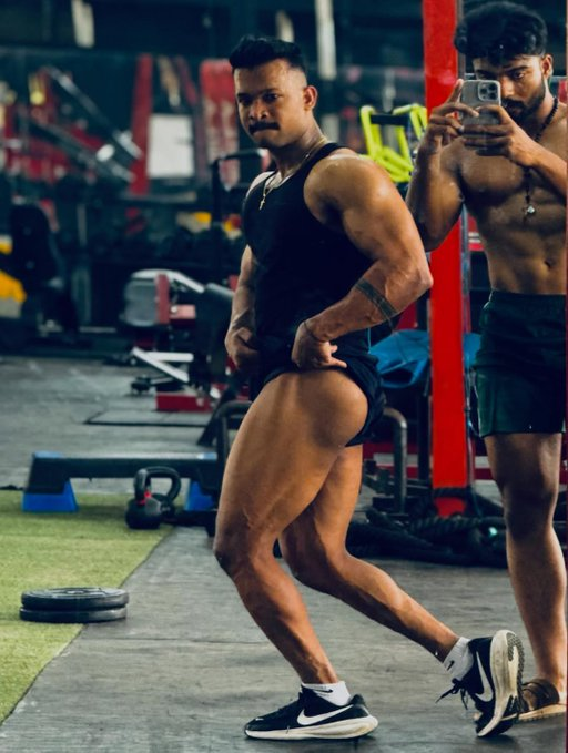 CelebiesBuzz tweet media