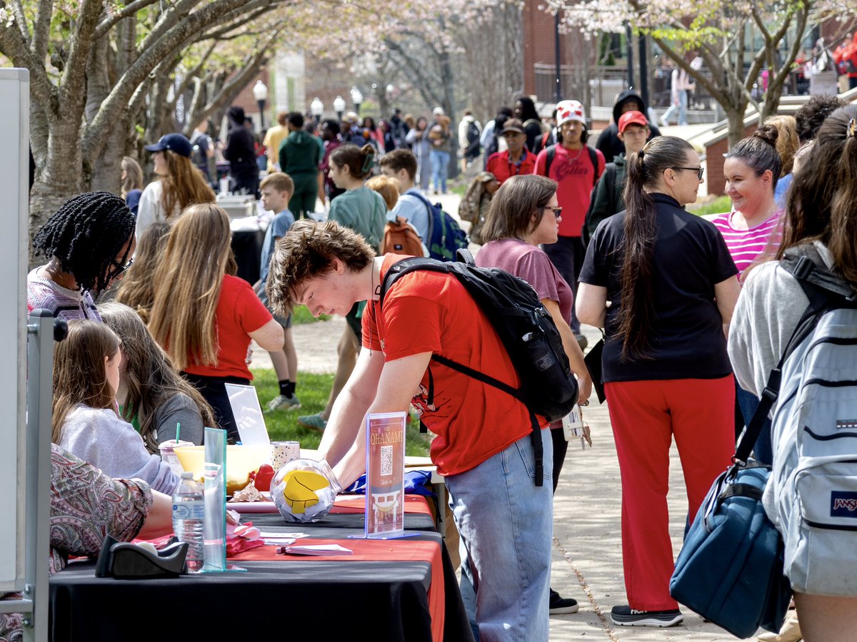 Western Kentucky University tweet media