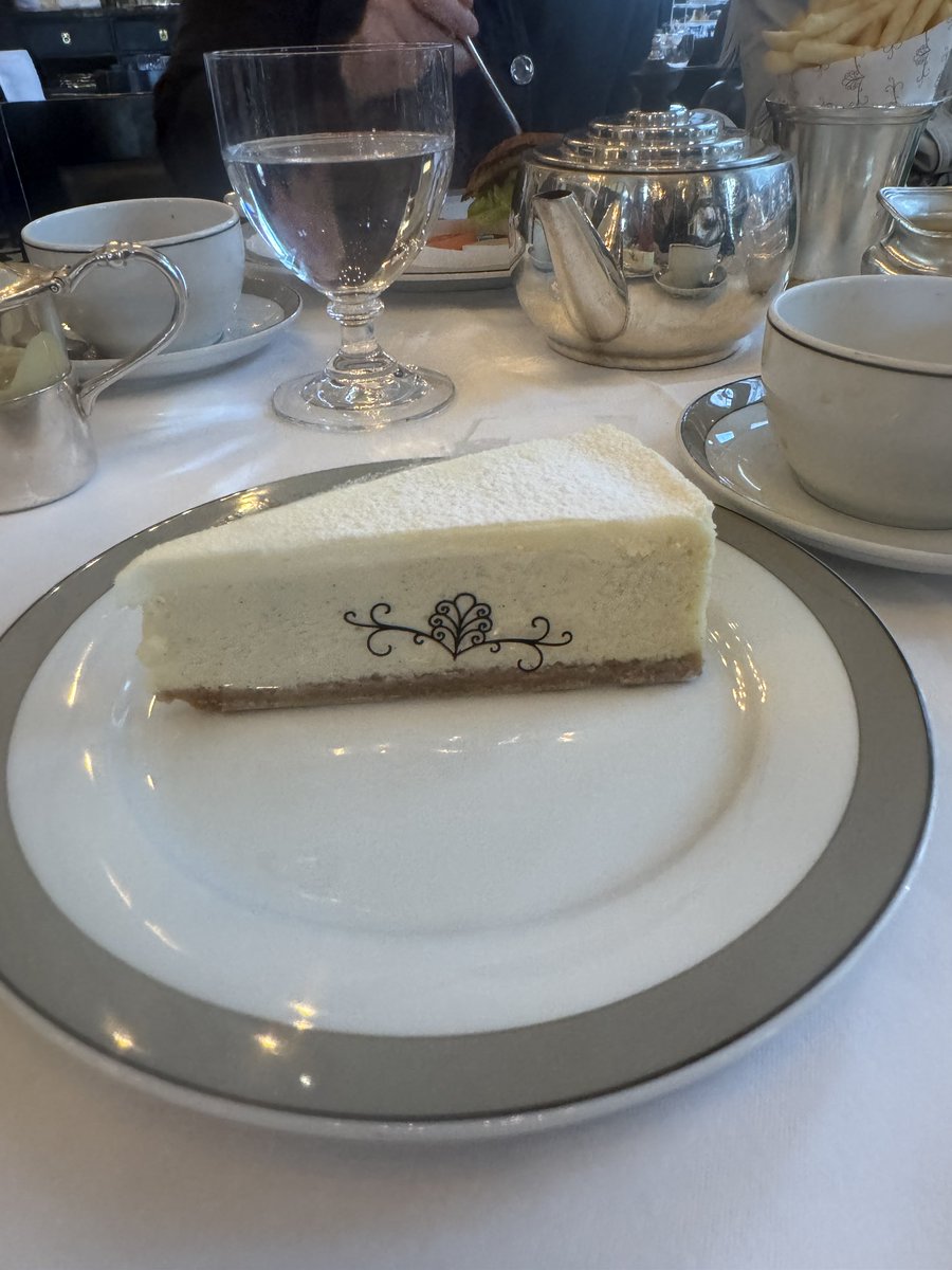 Joanna Cannon tweet media