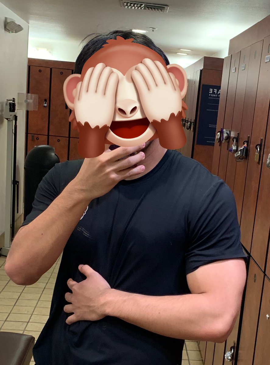 Blurr 🙈👑 tweet media