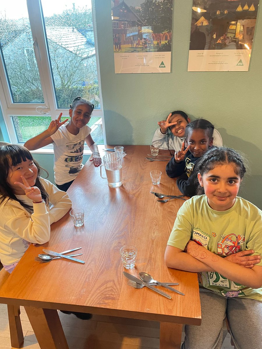 Shakespeare Primary tweet media