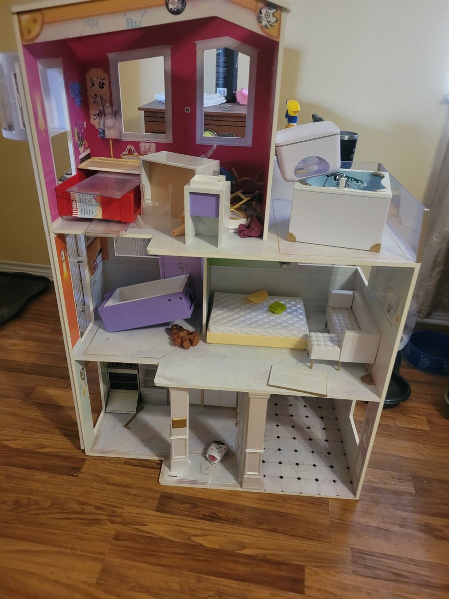 Thorn Vicious-Masen tweet media