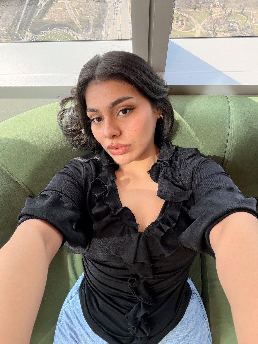 Florielle tweet media