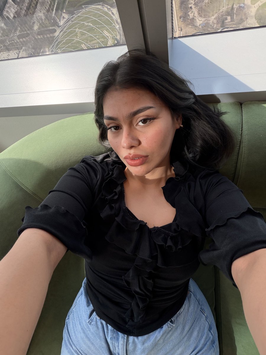 Florielle tweet media