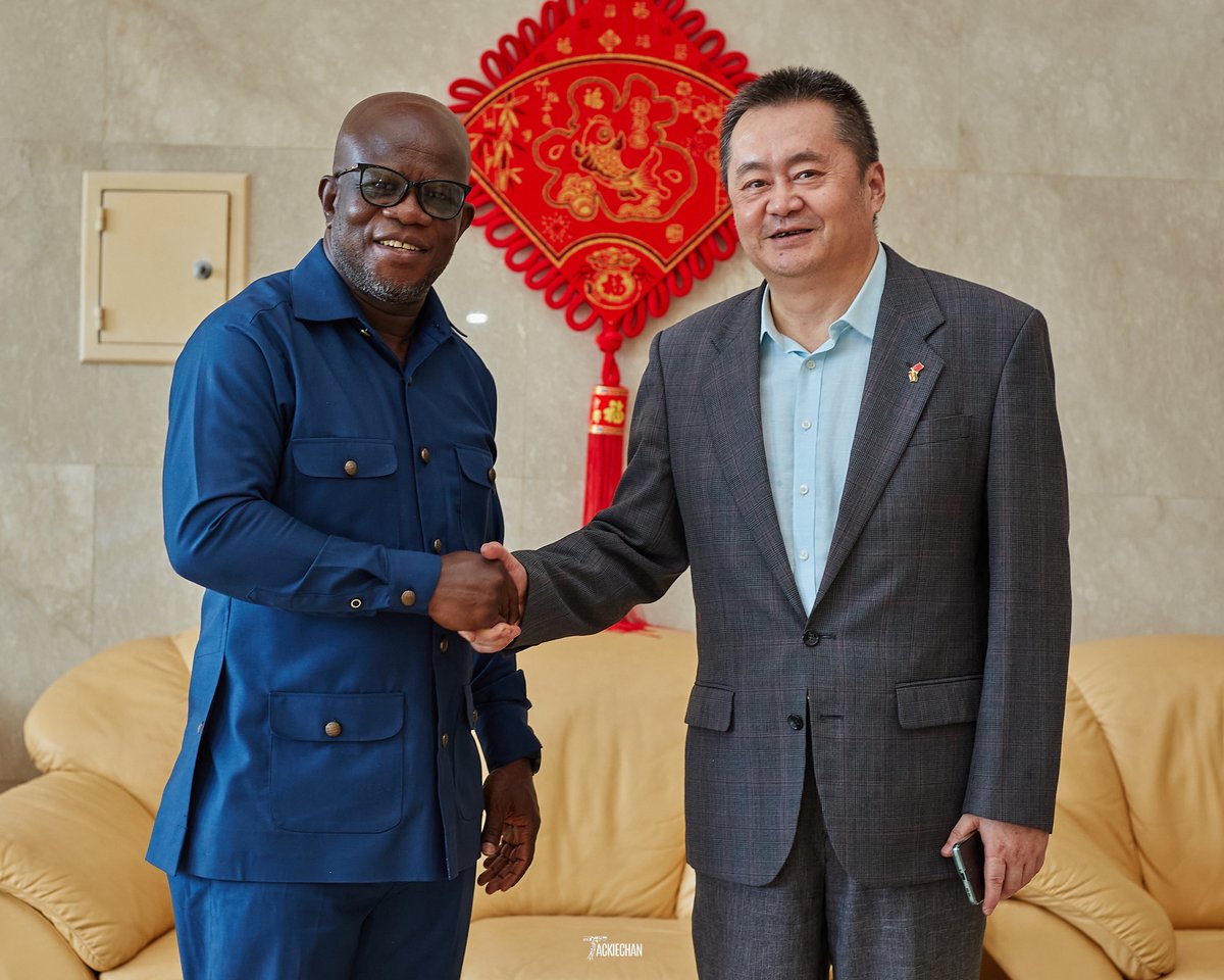 StateSiga's tweet photo. Our DG Prof. Michael Kpessa-Whyte, led a delegation on a courtesy visit to the Chinese Embassy in Ghana.

The discussions with Economic &amp; Commercial Counselor, Mr. Li Yaohong, focused on SOE governance, reforms, and opportunities for collaboration and technical support. https://t.co/k0gq0r26i2