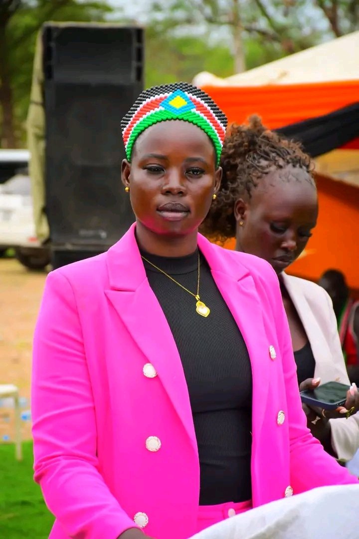 AdutKulang's tweet photo. Congratulations Nyidheng Maker Jur for being elected as a Chair Lady of Ciec Girls' Foundation.
Congratulations for the Trust being bestowed upon you, Go and work for the Ciec Girls' Foundation 
You are the right leader 😊 https://t.co/AywIaOhqX0