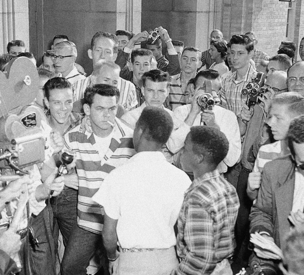 Won’t Delete This Until OU Scores tweet media