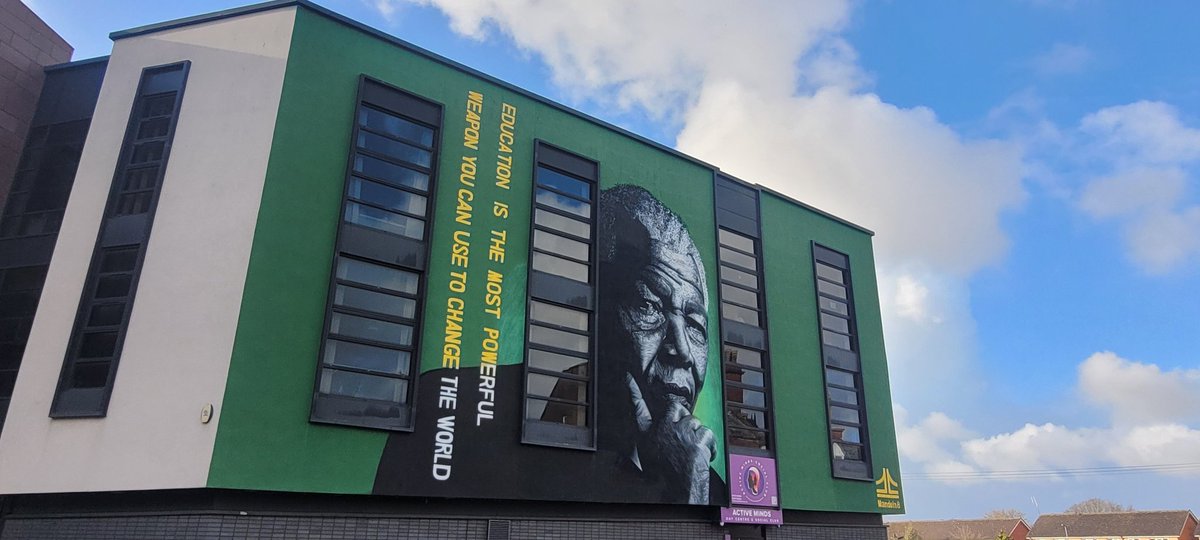 SteveMulville's tweet photo. Bright and breezy down L8 this morning here #inmyliverpoolhome 
#NelsonMandela 
Education is the most powerful tool 😉
#Toxteth https://t.co/DCqC1lM6Gf