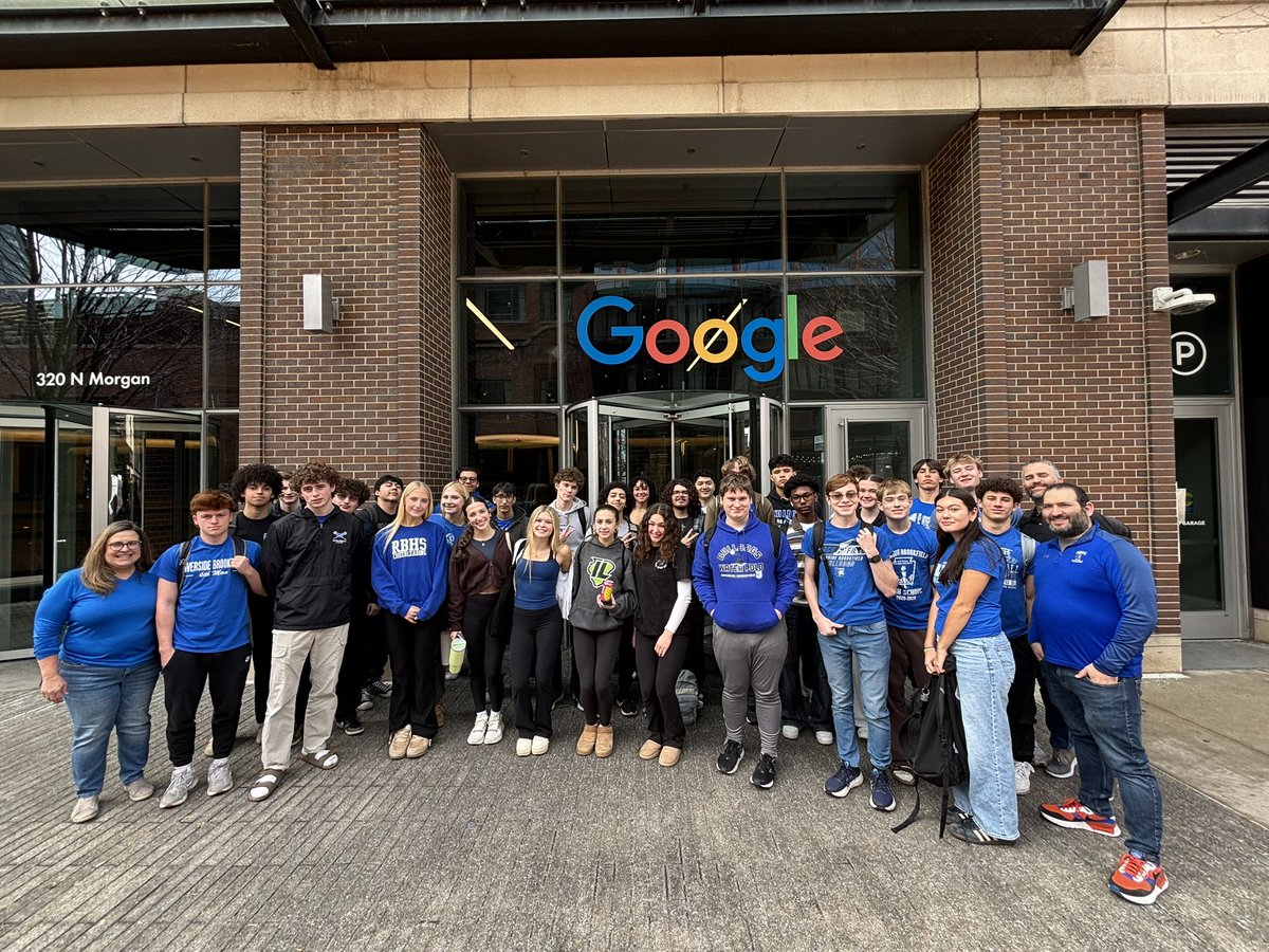 Riverside Brookfield High School tweet media