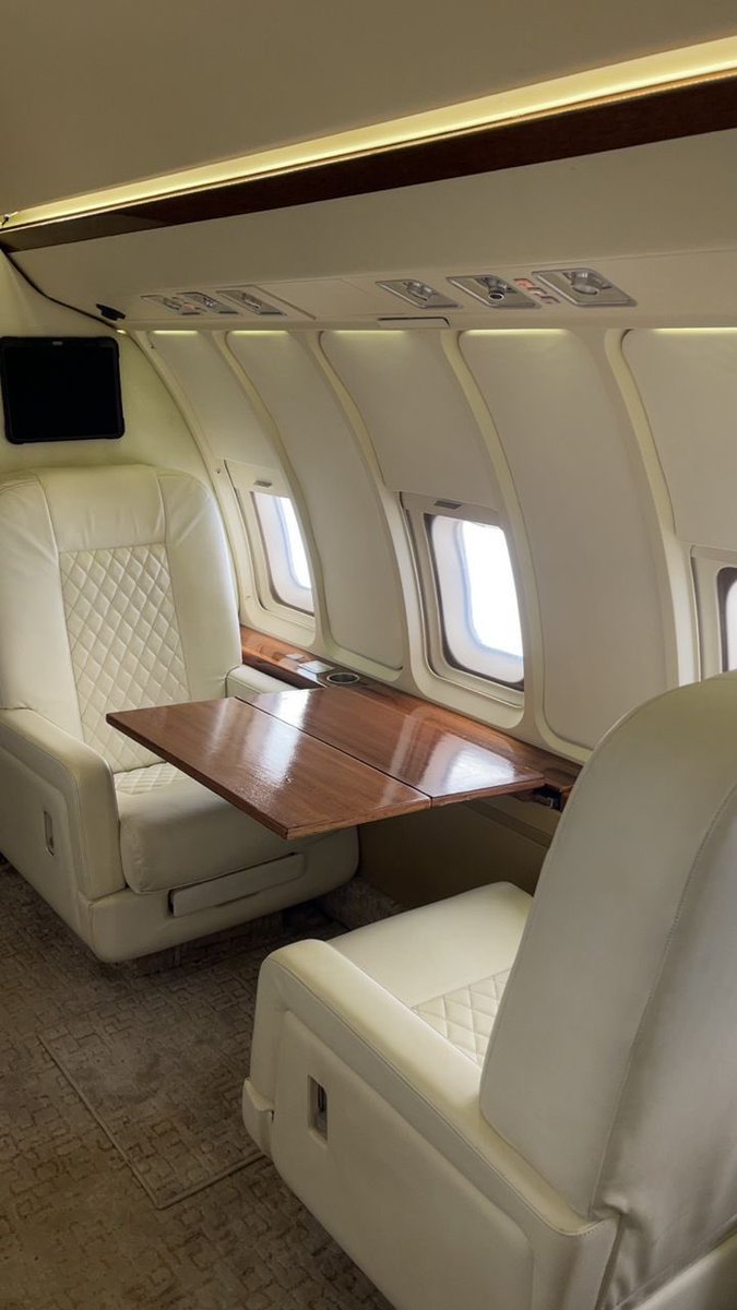 OWELLE🦅 tweet media