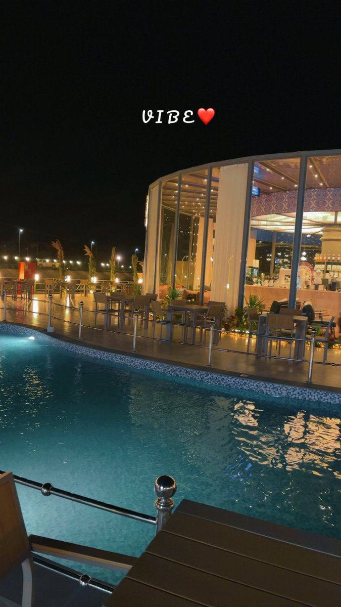 نـٰورا tweet media